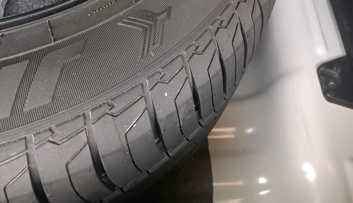 2024 KIA SELTOS  GTX PLUS 1.5 DIESEL AT, Diesel, Automatic, 12,124 km, tyre