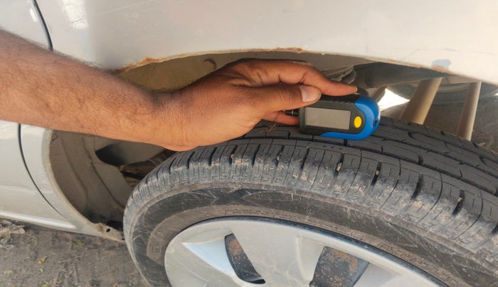 2017 Maruti Alto K10 VXI, Petrol, Manual, 87,467 km, tyre