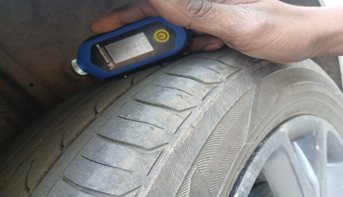 2020 Hyundai Elite i20 SPORTZ PLUS 1.2, Petrol, Manual, 80,215 km, tyre