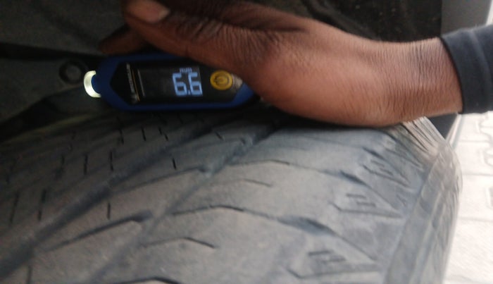 2023 Tata Harrier XZA PLUS 2.0L DARK EDITION, Diesel, Automatic, 34,875 km, tyre