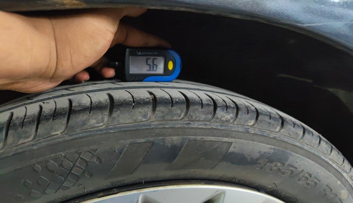 2015 Maruti Ertiga VXI CNG, Petrol, Manual, 66,837 km, tyre