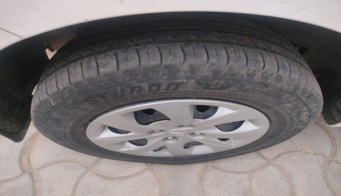 2020 Hyundai Elite i20 MAGNA PLUS 1.2, Petrol, Manual, 94,216 km, tyre