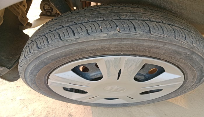 2017 Maruti Wagon R 1.0 VXI, Petrol, Manual, 1,11,956 km, tyre