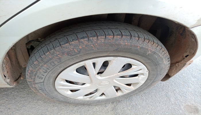 2014 Maruti Swift VDI, Diesel, Manual, 1,61,722 km, tyre