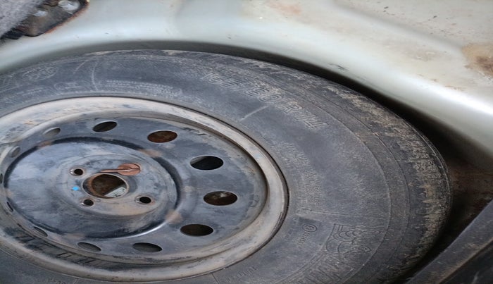 2014 Maruti Swift VDI, Diesel, Manual, 1,61,722 km, tyre