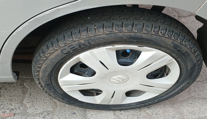 2016 Maruti Wagon R 1.0 VXI, Petrol, Manual, 74,497 km, tyre