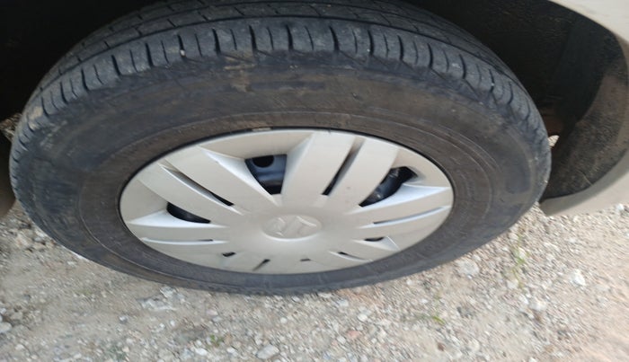 2022 Maruti Alto VXI, Petrol, Manual, 14,423 km, tyre