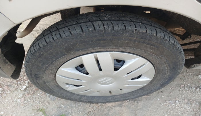 2022 Maruti Alto VXI, Petrol, Manual, 14,423 km, tyre