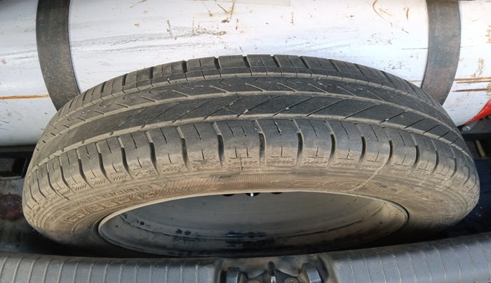 2014 Hyundai Grand i10 SPORTZ 1.2 KAPPA VTVT, Petrol, Manual, 2,00,711 km, tyre