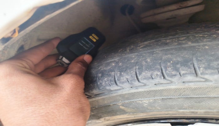 2016 Maruti Wagon R 1.0 VXI, Petrol, Manual, 1,31,933 km, tyre