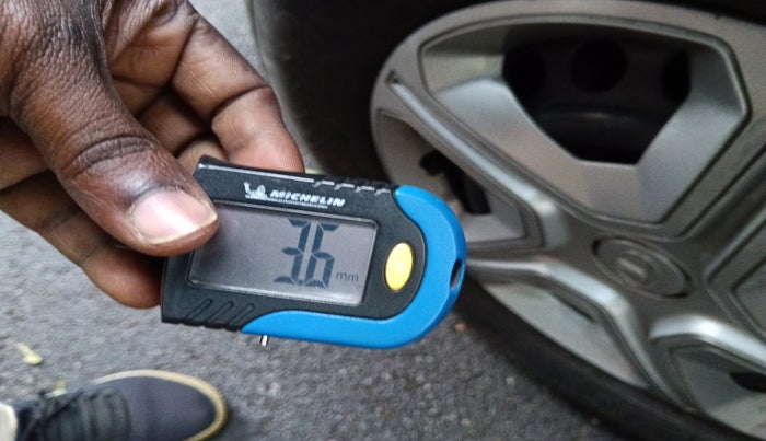 2023 Tata Harrier XM SUNROOF 2.0L KRYOTEC, Diesel, Manual, 28,162 km, tyre