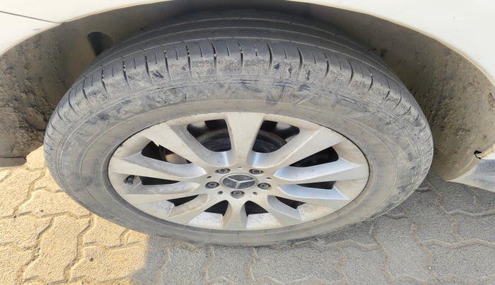 2014 Mercedes Benz Ml Class 250 CDI, Diesel, Automatic, 1,94,426 km, tyre