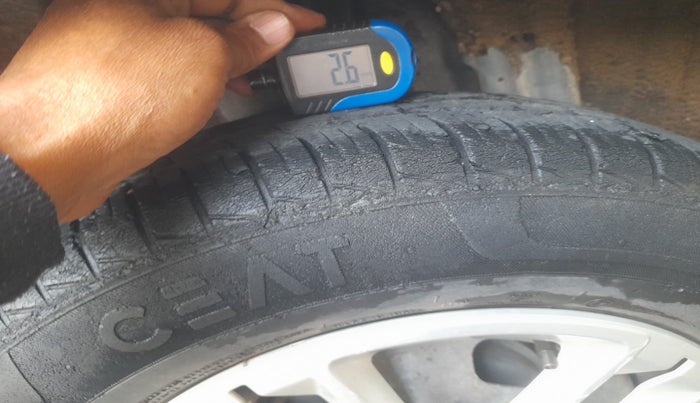 2019 Renault TRIBER RXT, Petrol, Manual, 44,159 km, tyre