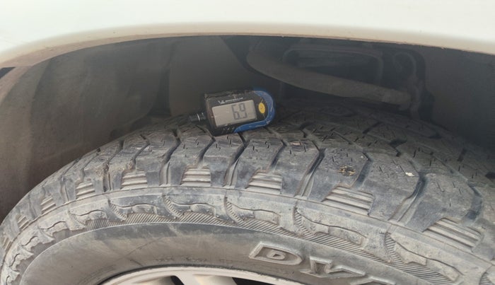 2014 Toyota Fortuner 3.0 4X4 MT, Diesel, Manual, 1,25,779 km, tyre