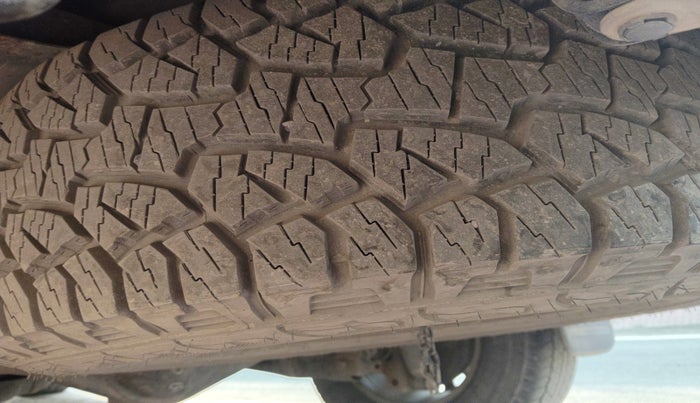 2014 Toyota Fortuner 3.0 4X4 MT, Diesel, Manual, 1,25,779 km, tyre