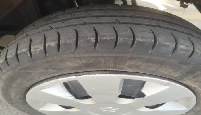 2013 Maruti Alto K10 VXI, Petrol, Manual, 69,632 km, tyre