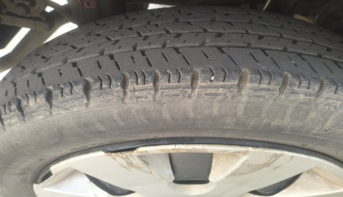 2013 Maruti Alto K10 VXI, Petrol, Manual, 69,632 km, tyre