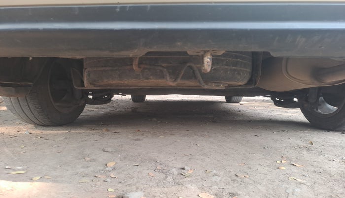 2014 Honda Mobilio 1.5L I-DTEC V, Diesel, Manual, 3,17,470 km, tyre