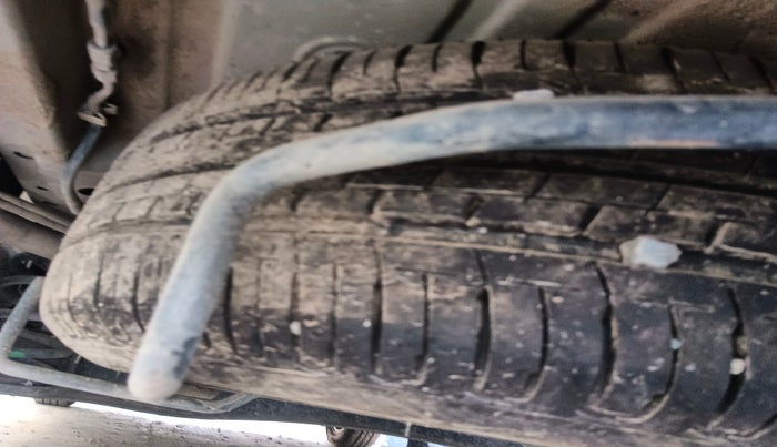 2024 Maruti Ertiga ZXI (O) CNG, Petrol, Manual, 39,866 km, tyre