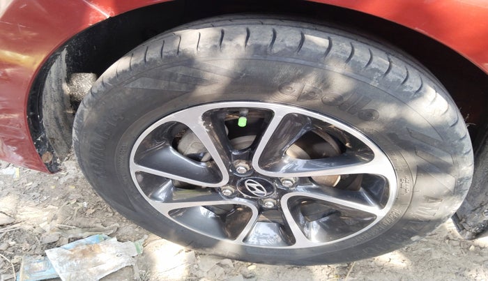 2017 Hyundai Grand i10 ASTA 1.2 KAPPA VTVT, Petrol, Manual, 76,582 km, tyre