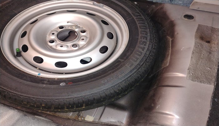 2017 Tata Tiago XZA PETROL, Petrol, Automatic, 85,031 km, tyre