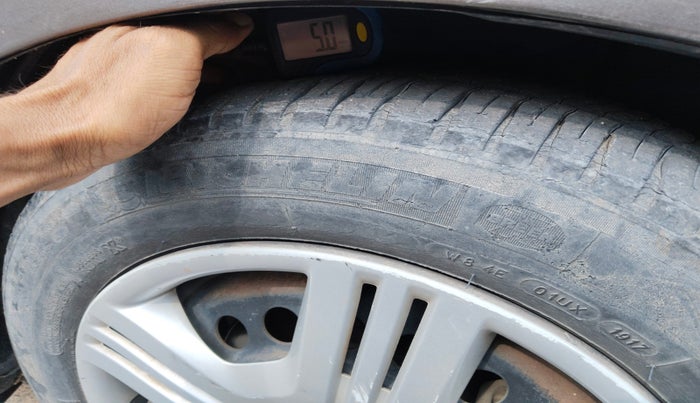 2010 Honda City 1.5L I-VTEC S MT, Petrol, Manual, 1,20,290 km, tyre