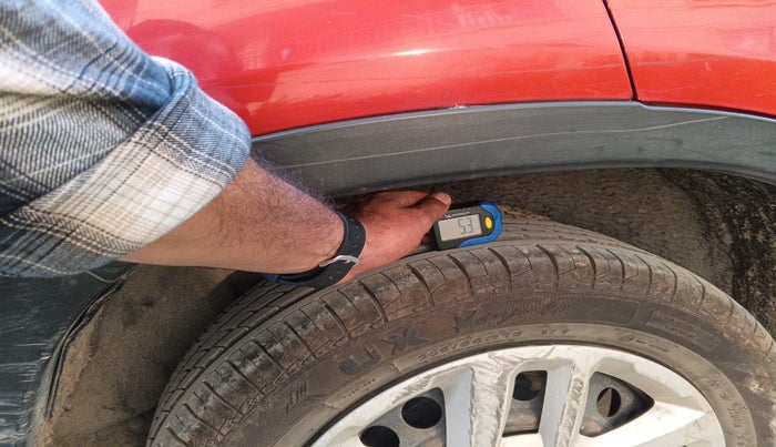 2016 Maruti Vitara Brezza VDI (O), Diesel, Manual, 1,30,859 km, tyre