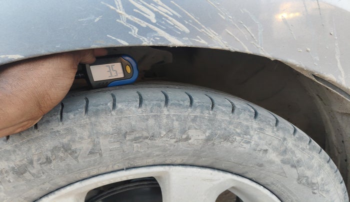 2015 Maruti Celerio ZXI, Petrol, Manual, 2,61,568 km, tyre