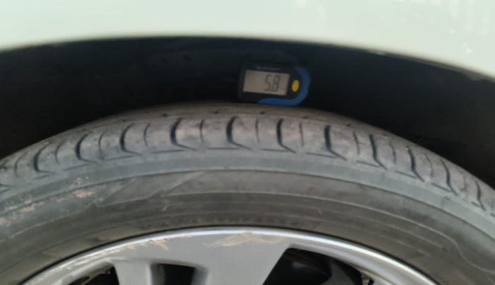 2020 Honda Jazz 1.2L I-VTEC ZX CVT, Petrol, Automatic, 1,22,928 km, tyre