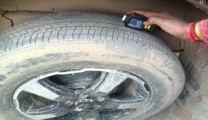 2023 Mahindra SCORPIO CLASSIC S11 MT 7S CC, Diesel, Manual, 73,048 km, tyre