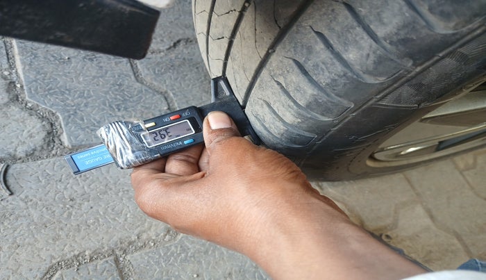 2021 Hyundai NEW I20 ASTA (O) 1.0 TURBO GDI DCT, Petrol, Automatic, 1,18,330 km, tyre