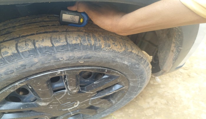 2017 Maruti Vitara Brezza VDI (O), Diesel, Manual, 1,05,394 km, tyre