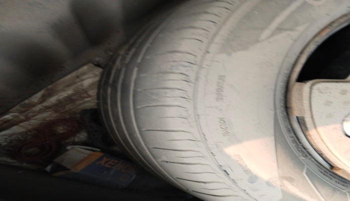 2017 Maruti S Cross ALPHA 1.6, Diesel, Manual, 1,17,357 km, tyre