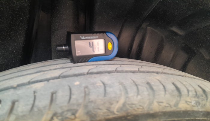 2024 Maruti FRONX DELTA CNG 1.2 MT, Petrol, Manual, 37,960 km, tyre