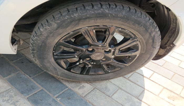 2021 Tata Tiago XT PETROL, Petrol, Manual, 45,001 km, tyre