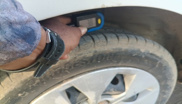 2016 Hyundai Xcent S 1.1 CRDI, Diesel, Manual, 1,92,665 km, tyre