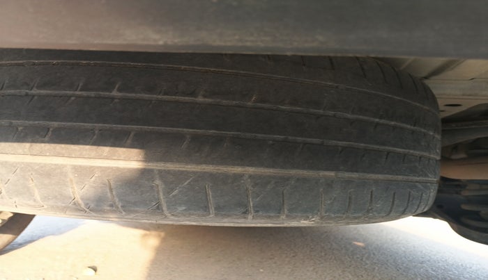 2018 Mahindra MARAZZO M8 7 STR, Diesel, Manual, 1,09,357 km, tyre