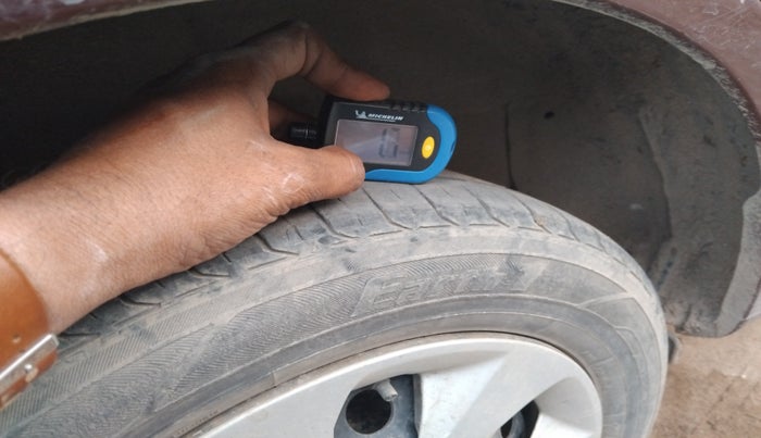 2015 Honda Amaze 1.5L I-DTEC SX, Diesel, Manual, 1,25,965 km, tyre