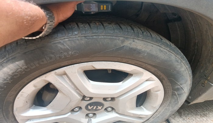 2021 KIA SONET HTX 1.0 IMT, Petrol, Manual, 47,411 km, tyre