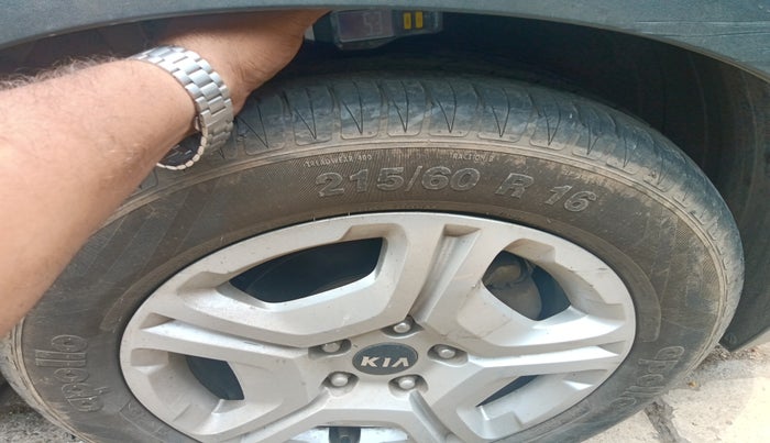 2021 KIA SONET HTX 1.0 IMT, Petrol, Manual, 47,411 km, tyre