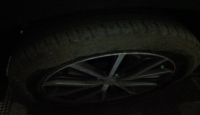 2018 Hyundai Tucson GLS 4WD AT DIESEL, Diesel, Automatic, 1,51,550 km, tyre