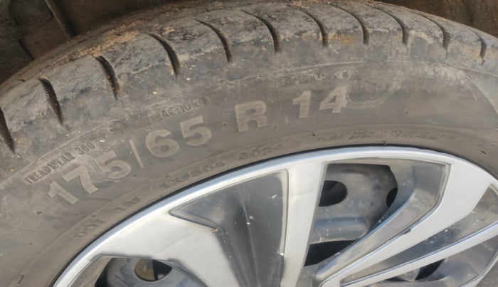 2016 Tata Tiago XT PETROL, Petrol, Manual, 49,591 km, tyre