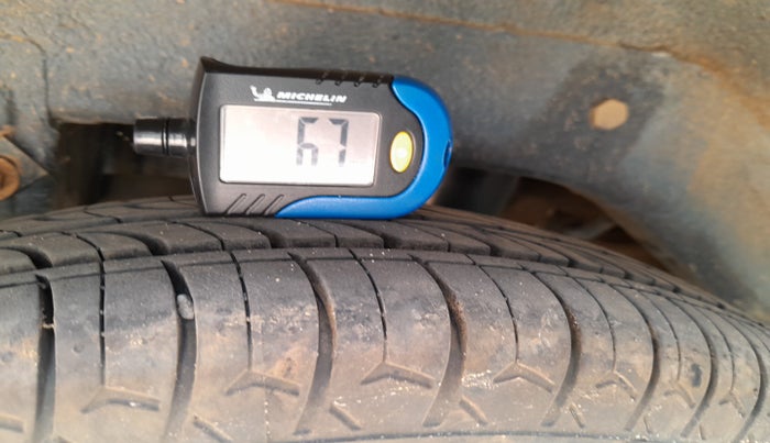 2014 Maruti Alto 800 LXI CNG, Petrol, Manual, 87,314 km, tyre