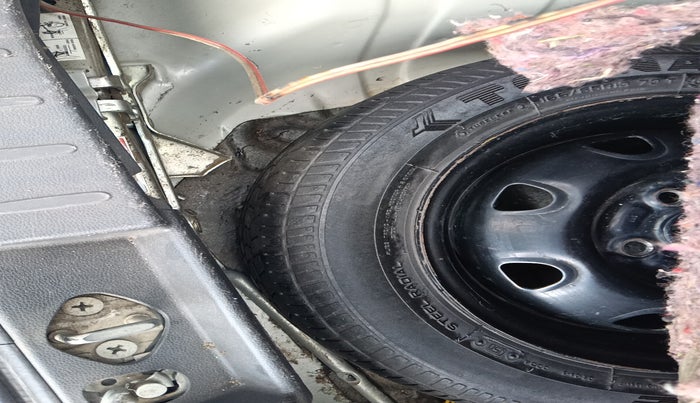 2018 Maruti Alto K10 VXI (O) AMT, Petrol, Automatic, 68,301 km, tyre