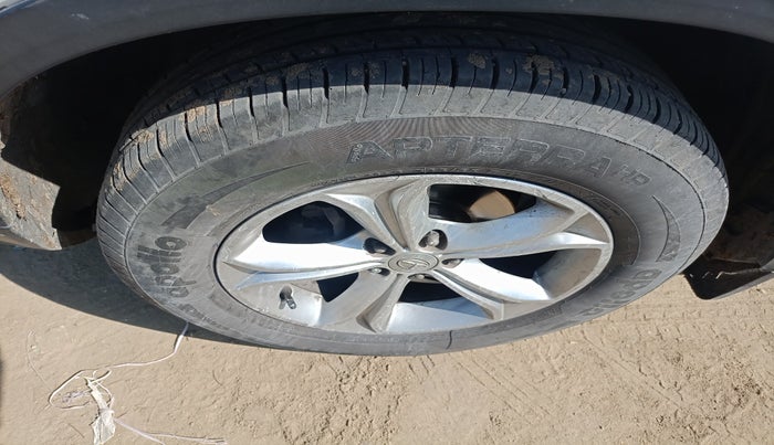 2019 Tata Harrier XZ 2.0L DUAL TONE, Diesel, Manual, 1,15,530 km, tyre