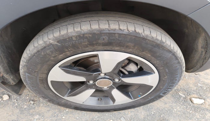 2018 Tata NEXON XZ PLUS DIESEL, Diesel, Manual, 83,222 km, tyre