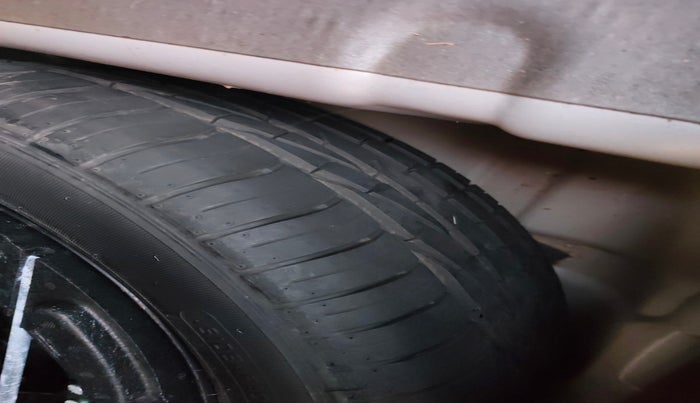 2018 Tata NEXON XZ PLUS DIESEL, Diesel, Manual, 83,222 km, tyre