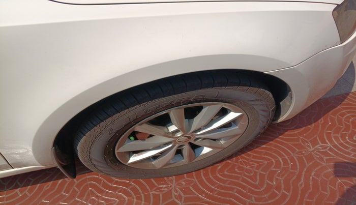 2016 Skoda Octavia 2.0 TDI CR STYLE PLUS AT, Diesel, Automatic, 1,48,663 km, tyre