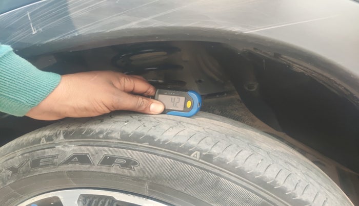 2022 Maruti BREZZA LXI, Petrol, Manual, 86,924 km, tyre