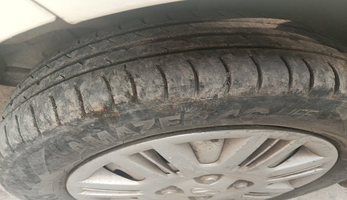 2012 Hyundai Santro Xing GLS, Petrol, Manual, 24,609 km, tyre